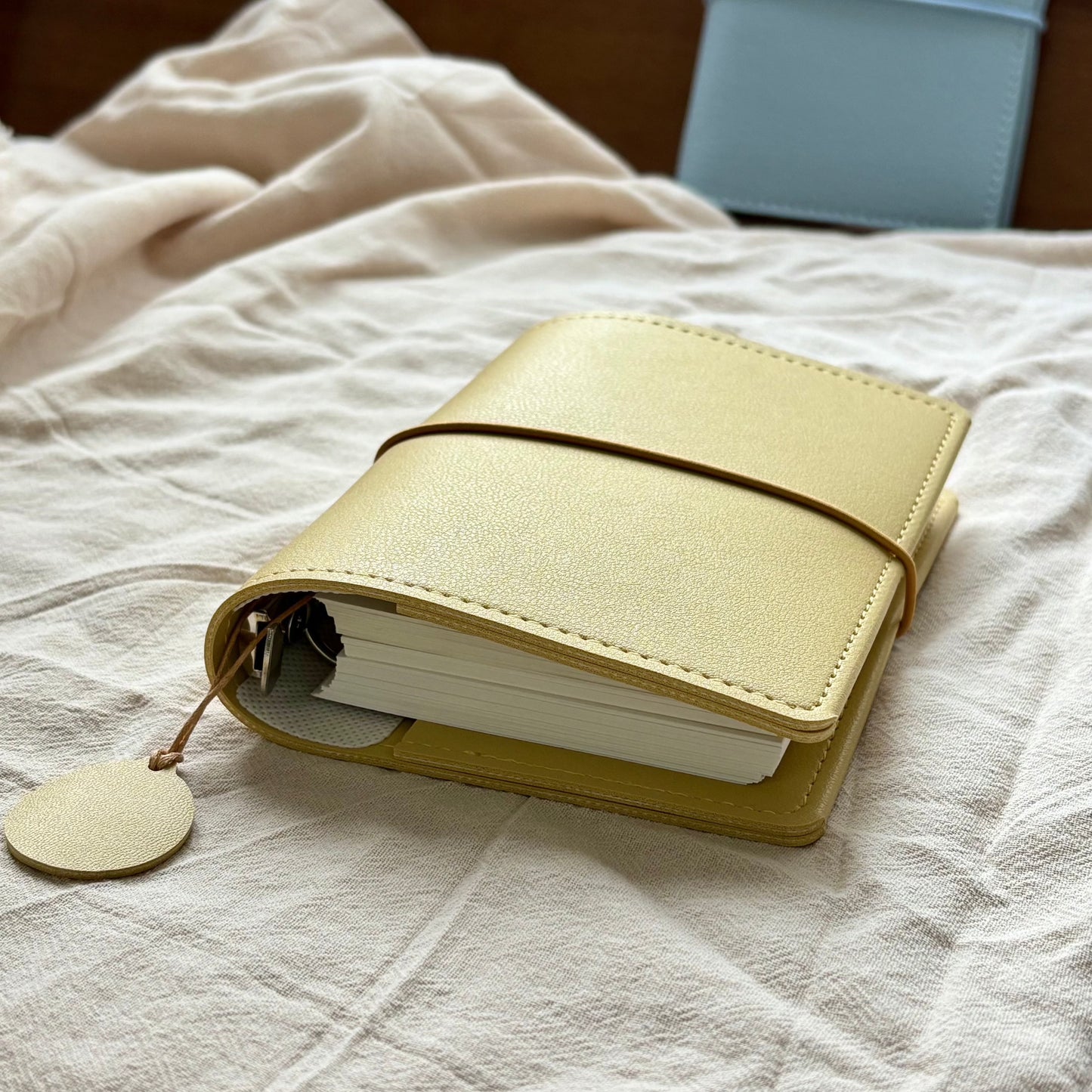 A7 “𝓢𝓽𝓪𝓻𝓻𝔂 𝓢𝓴𝔂" PU Leather Refillable Notebook