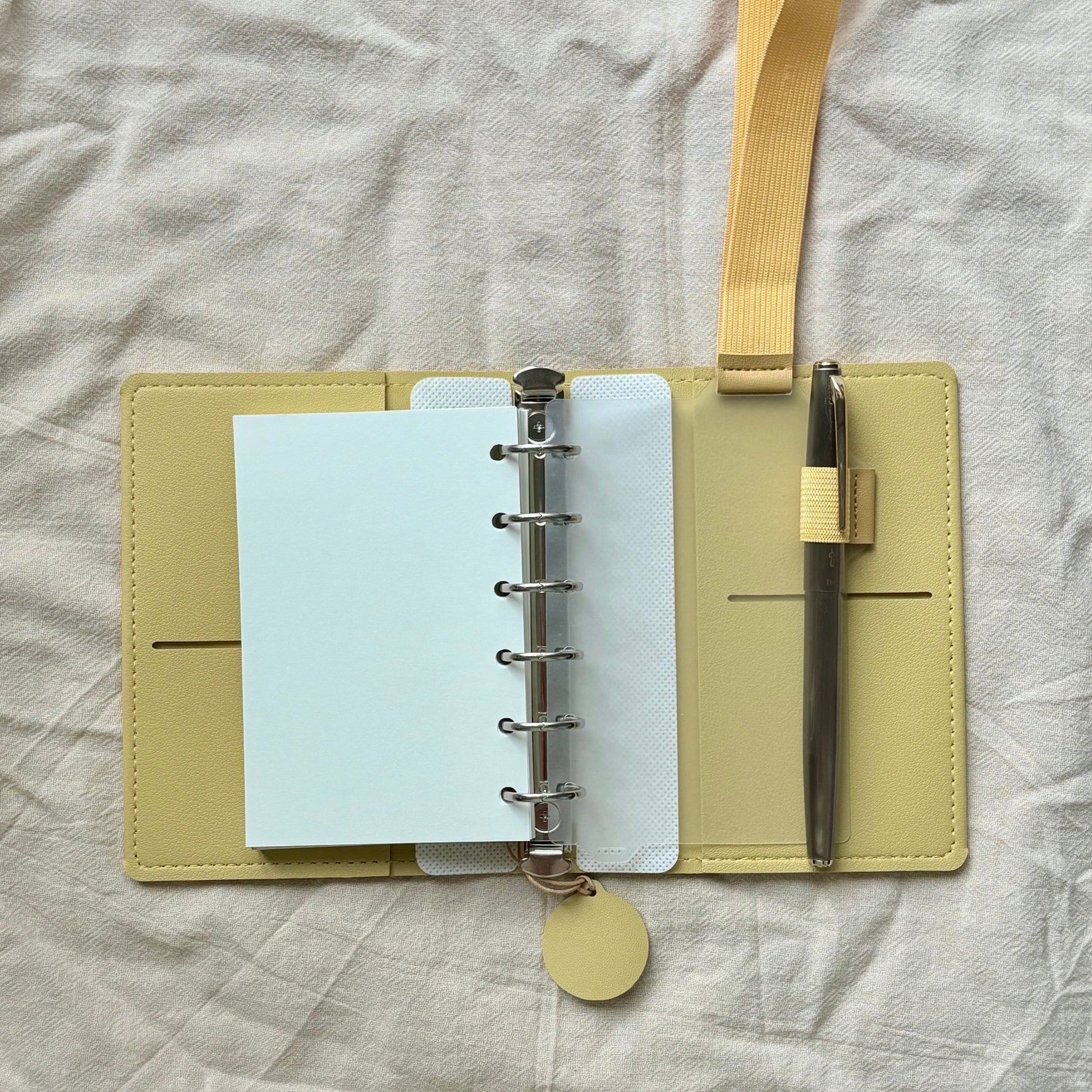 A7 “𝓢𝓽𝓪𝓻𝓻𝔂 𝓢𝓴𝔂" PU Leather Refillable Notebook
