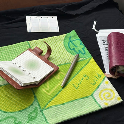 "𝓛𝓲𝓿𝓲𝓷𝓰 𝓦𝓲𝓵𝓭" Mouse Pad
